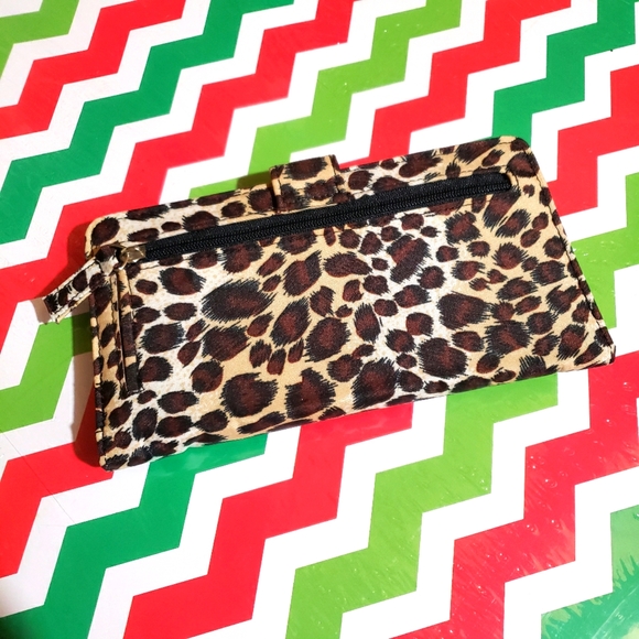 Slimline Checkbook & Credit Card Holder - Picture 3 of 5